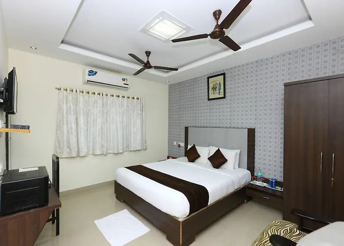 Oyo 5045 Apartment Nks Leo Inn
