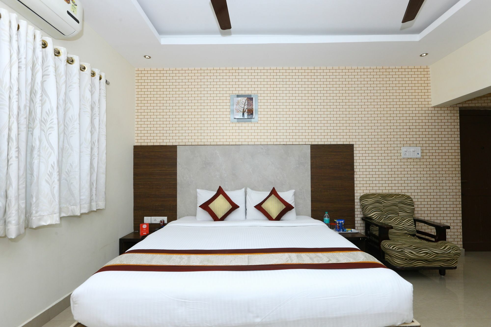 Hotel Oyo 5045 Nks Leo Chennai